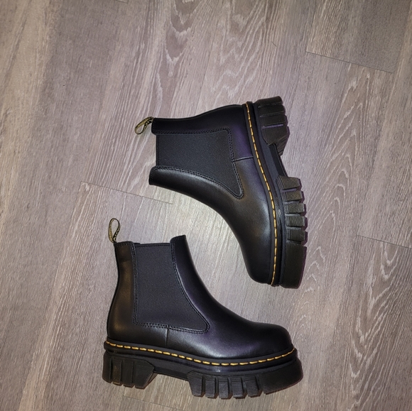 NEW Doc Martens Audrick Napa leather platform Chelsea boot - Picture 7 of 7